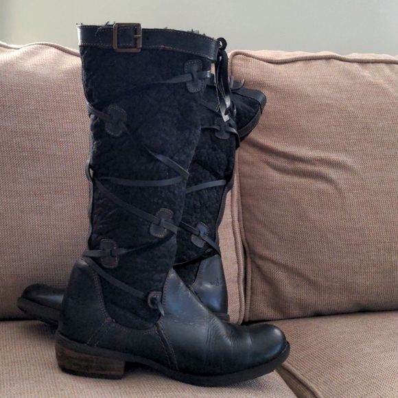 Bos & Co Size 37 leather boots, shearling upper, rubber sole made in Portugal - Picture 1 of 7